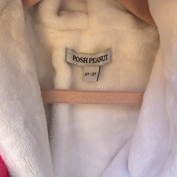 Posh Peanut Queen of Hearts Kids' Long Sleeve Plush Robe